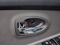 2014款 1.5L 手动 精英型 5座