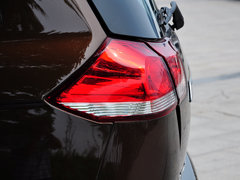 2014款 1.5L 手动 精英型 5座