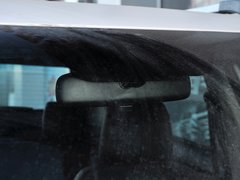 2014款 1.5L 手动 豪华型 5座