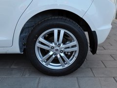 2014款 1.5L 手动 豪华型 5座