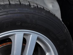 2014款 1.5L 手动 豪华型 5座