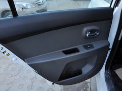2014款 1.5L 手动 豪华型 5座