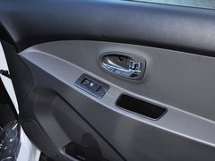 2014款 1.5L 手动 豪华型 5座