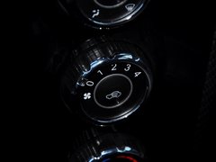 2014款 1.5L 手动 豪华型 5座