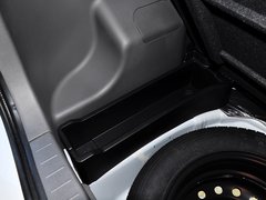 2014款 1.5L 手动 豪华型 5座