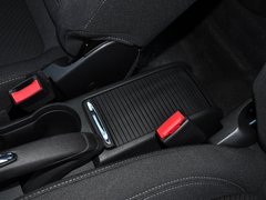 2014款 1.4T 手动 两驱都市进取型