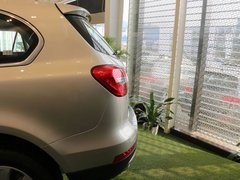 2014款 2.0T 自动 两驱标准型 5座