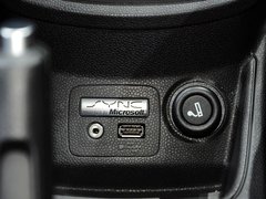 2014款 1.0 GTDi 自动 两厢 劲动型