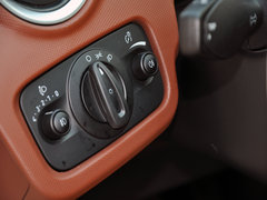 2014款 1.0 GTDi 自动 两厢 劲动型