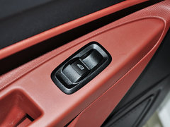 2014款 1.0 GTDi 自动 两厢 劲动型