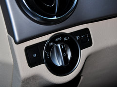 2014款 GLK260 2.0T 自动 4MATIC动感型 5座