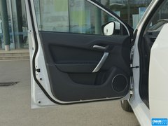 2014款 1.5T 自动 豪华版