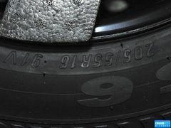 2014款 1.5T 自动 豪华版