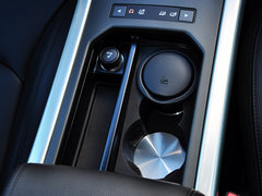 2014款 2.0T 5门 耀真版 5座