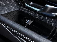 2014款 2.0T 5门 耀动版 5座