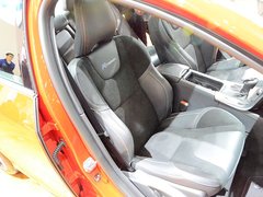 2014款 3.0T 自动 T6个性运动版