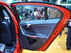 2014款 3.0T 自动 T6个性运动版