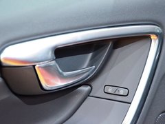 2014款 3.0T 自动 T6个性运动版