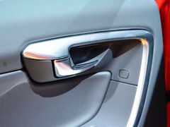 2014款 3.0T 自动 T6个性运动版