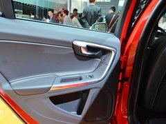 2014款 3.0T 自动 T6个性运动版