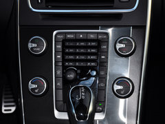 2014款 3.0T 自动 T6个性运动版