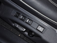 2014款 3.0T 自动 T6个性运动版