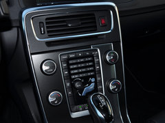 2014款 3.0T 自动 T6个性运动版