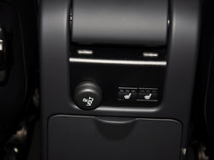 2014款 3.0T T6 AWD 个性运动版