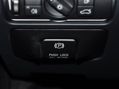 2014款 T5 2.0T DCT 个性运动版