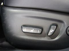 2014款 200h 1.8L CVT 精英版（单色）