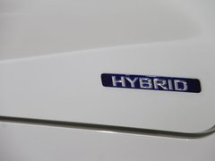 2014款 200h 1.8L CVT 精英版（单色）