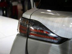2014款 200h 1.8L CVT 精英版（单色）
