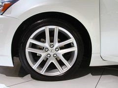 2014款 200h 1.8L CVT 精英版（单色）