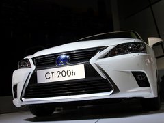 2014款 200h 1.8L CVT 精英版（单色）