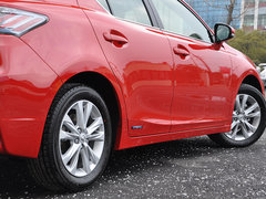 2014款 200h 1.8L CVT 精英版（单色）