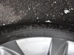2014款 200h 1.8L CVT 精英版（单色）