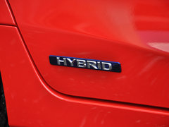 2014款 200h 1.8L CVT 精英版（单色）
