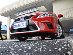 2014款 200h 1.8L CVT 精英版（单色）