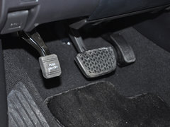 2014款 200h 1.8L CVT 精英版（单色）