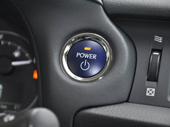 2014款 200h 1.8L CVT 精英版（单色）