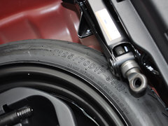 2014款 200h 1.8L CVT 精英版（单色）