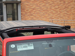 2014款 3.0L 自动 四门版Sahara 5座
