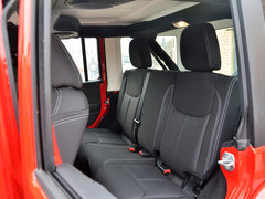2014款 3.0L 自动 四门版Sahara 5座