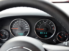 2014款 3.0L 自动 四门版Sahara 5座