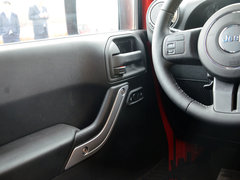 2014款 3.0L 自动 四门版Sahara 5座