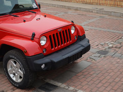 2014款 3.0L 自动 四门版Sahara 5座
