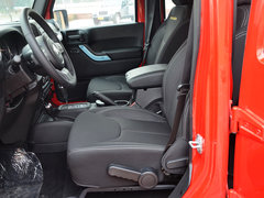 2014款 3.0L 自动 四门版Sahara 5座