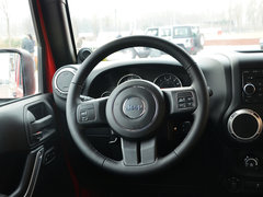 2014款 3.0L 自动 四门版Sahara 5座