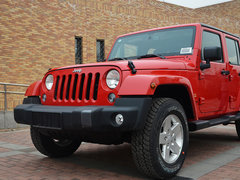 2014款 3.0L 自动 四门版Sahara 5座