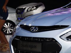 2014款 2.0L AT Hybrid
